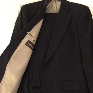 Men’s suit
